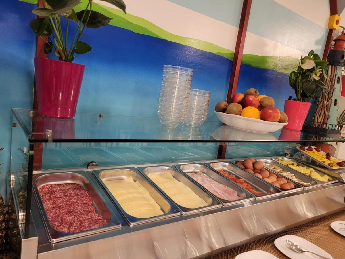 Si Rimini Hotel Luaran gambar