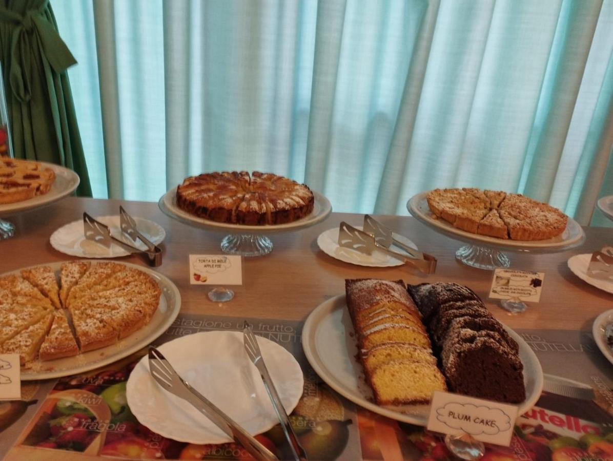 Si Rimini Hotel Luaran gambar