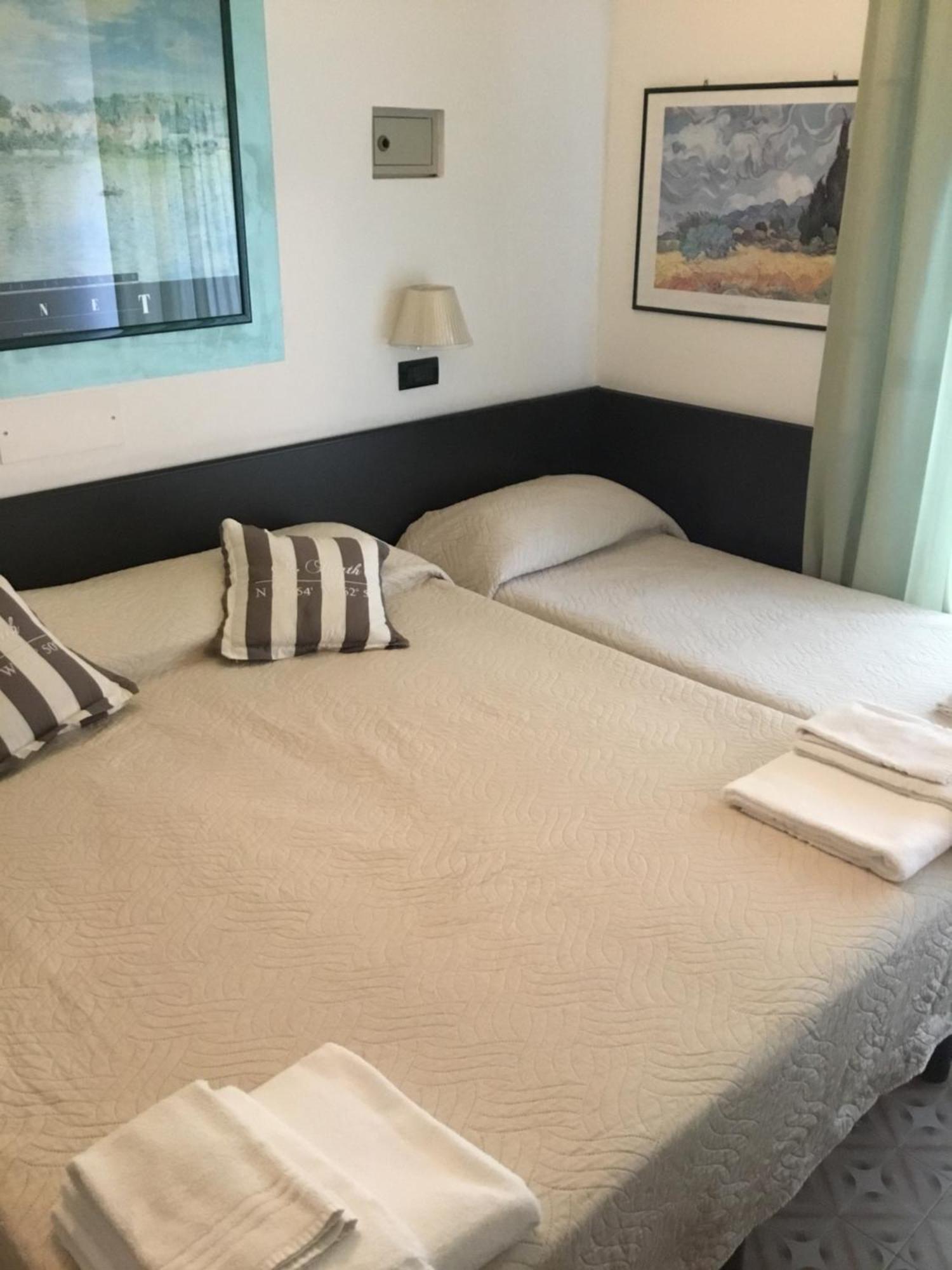 Si Rimini Hotel Luaran gambar