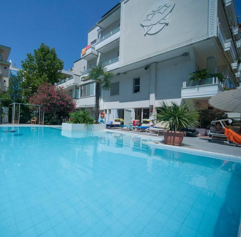 Si Rimini Hotel Luaran gambar